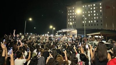 MERSİN'DE SOSYAL MEDYA HESAPLARI ÜZERİNDEN, 'MERSİN KYK KIZ YURDUNDA, BİR