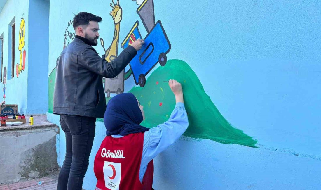 KIZILAY AĞRI ŞUBE BAŞKANLIĞI GÖNÜLLÜLERİ, TUTAK İLÇESİNE BAĞLI ATABİNDİ KÖYÜNDEKİ