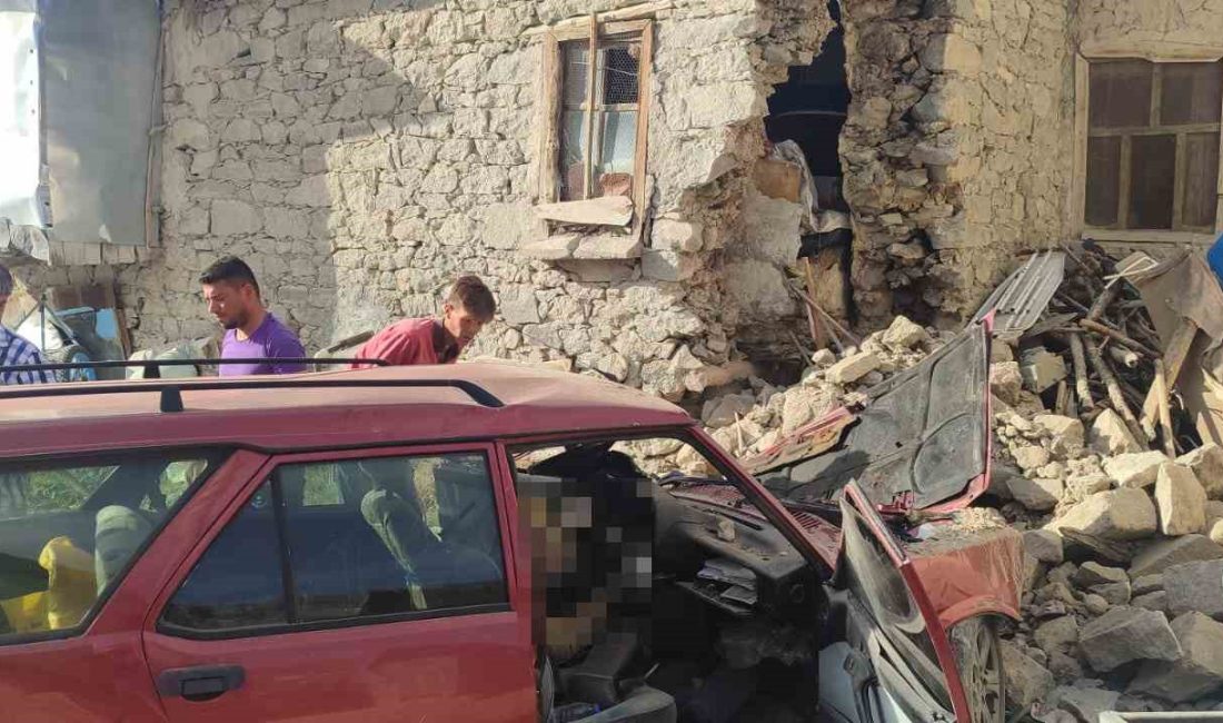 KONYA’NIN BEYŞEHİR İLÇESİNDE KERPİÇ EVİN DUVARINA ÇARPAN OTOMOBİLİN SÜRÜCÜSÜ HAYATINI