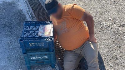 KONYA'NIN KULU İLÇESİNE DEMİR MAZGALA AYAĞI SIKIŞAN VATANDAŞ İTFAİYE EKİPLERİ