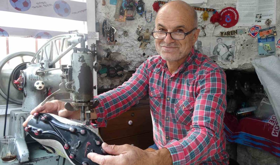ALİ YILDIZ, YARIM ASIRDAN FAZLA KRAMPON TAMİRİ YAPIYOR