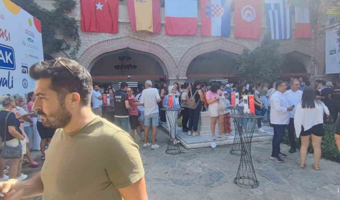 KUŞADASI’NDA NARKOTİK FARKINDALIK: 15 BİN KİŞİYE ULAŞILDI