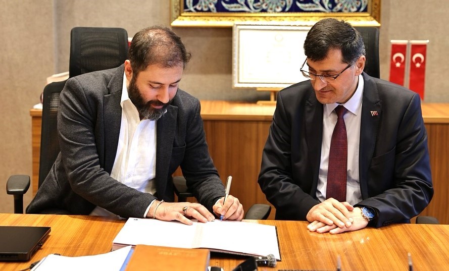 KÜTAHYA'DA ÇOCUKLARIN DİŞ SAĞLIĞI İÇİN ANLAMLI ANLAŞMA