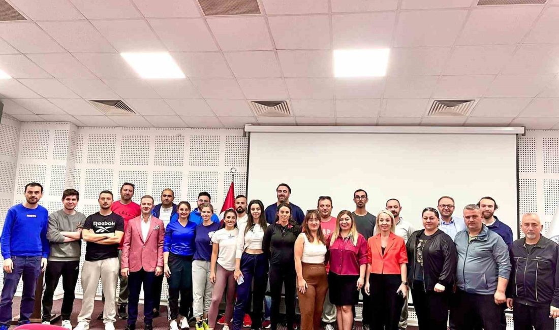 KÜTAHYA'DA 'SAKATLIKLARA BAKIŞ' KONULU SEMİNER