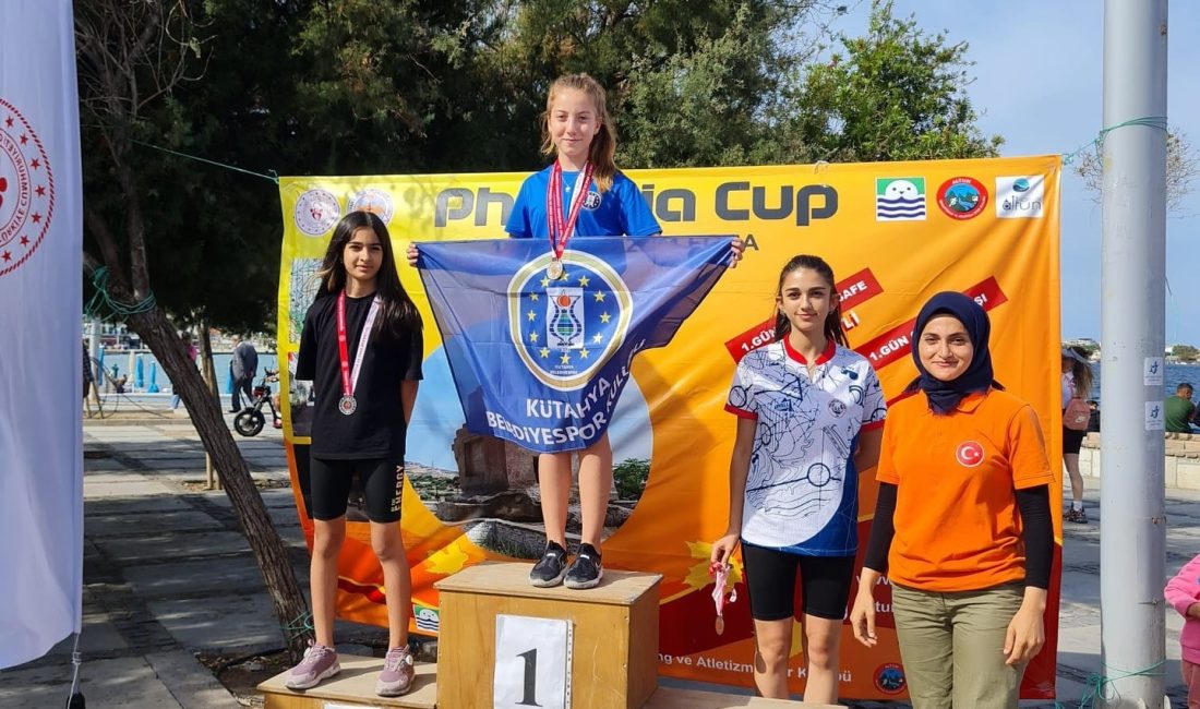 KÜTAHYALI SPORCULAR, ŞEHRE MADALYALARLA DÖNDÜ