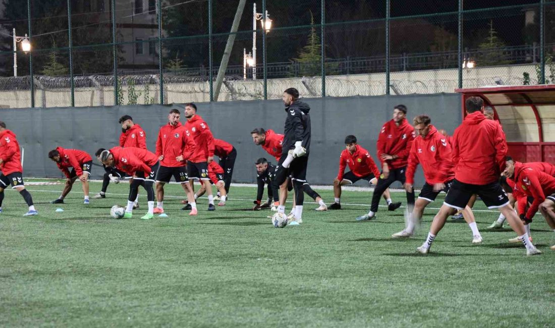 BÖLGESEL AMATÖR LİG'DE MÜCADELE EDEN VE LİGE 2'DE 2 YAPARAK