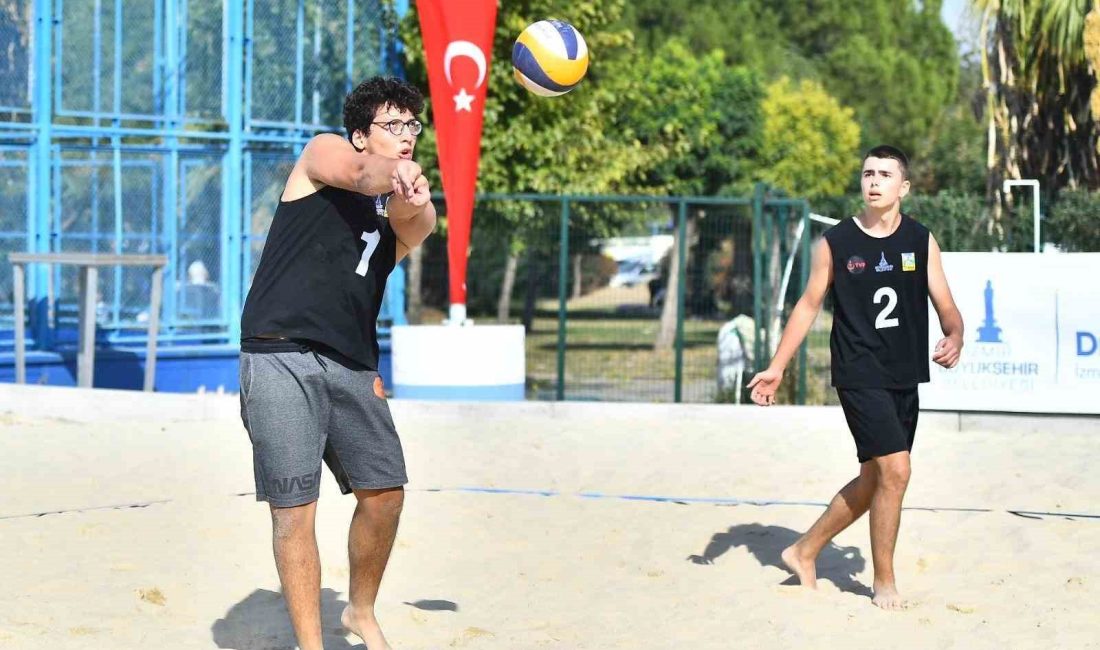 İZMİR BÜYÜKŞEHİR BELEDİYESİ'NİN DÜZENLEDİĞİ LİSELİLER PLAJ VOLEYBOLU ŞENLİĞİ, GENÇLERİ SPOR