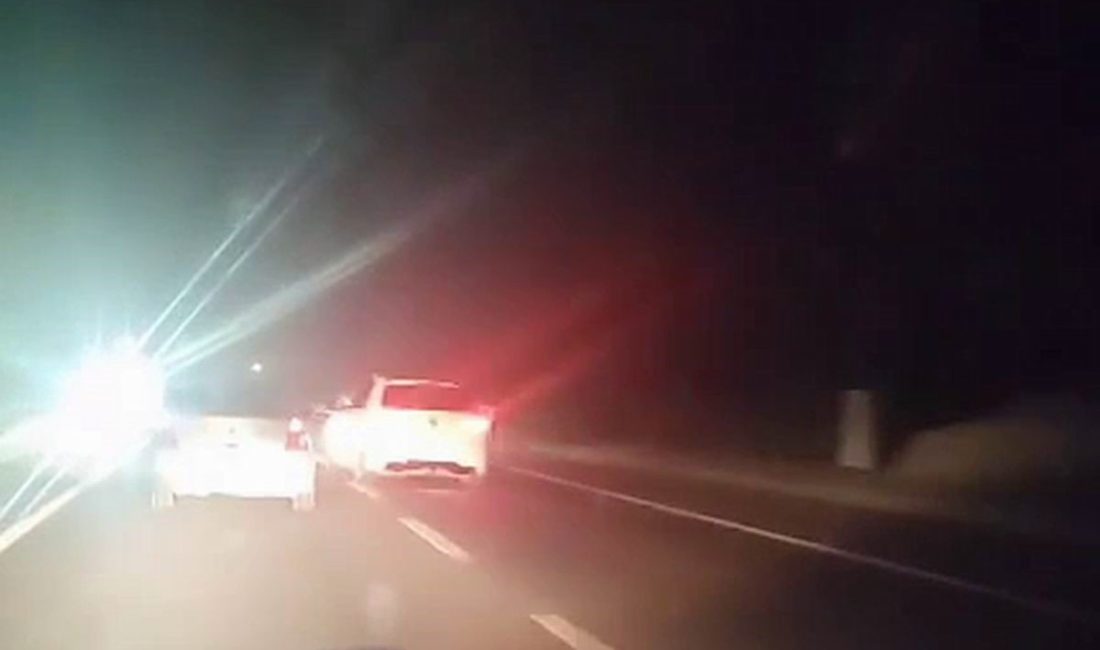 ELAZIĞ’DA MAKAS ATARAK İLERLEYEN SÜRÜCÜ TRAFİĞİ TEHLİKEYE SOKTU