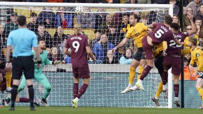 MANCHESTER CİTY, PREMİER LİG'İN 8. HAFTASINDA DEPLASMANDA KARŞILAŞTIĞI WOLVERHAMPTON'U GERİDEN