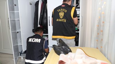 MERSİN VE ŞIRNAK'TA, GÜMRÜK KAÇAĞI ÜRÜNLERİN TİCARETİNİ YAPTIKLARI İDDİASIYLA 16