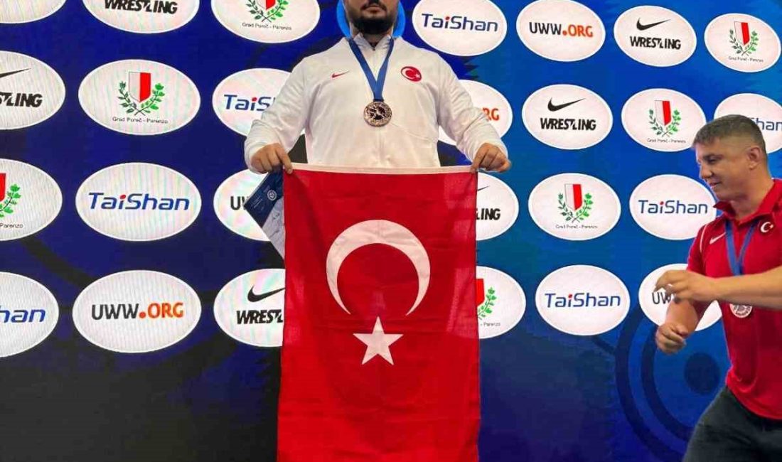 MİLLİ GÜREŞÇİ SARIÇİÇEK, ERZİNCAN’A GURUR YAŞATTI