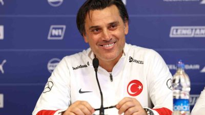 A MİLLİ FUTBOL TAKIMI TEKNİK DİREKTÖRÜ VİNCENZO MONTELLA, İZLANDA MAÇI