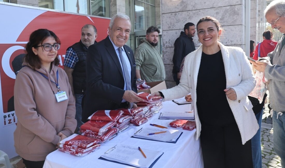 NİLÜFER BELEDİYESİ, CUMHURİYETİN 101. YIL KUTLAMALARI ÖNCESİNDE BİNLERCE ATATÜRK POSTERİ