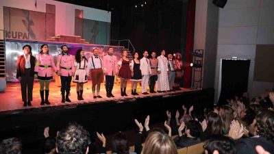 NİLÜFER KENT TİYATROSU, YENİ SEZONU BERTOLT BRECHT’İN YAZDIĞI, DOĞU YAŞAR