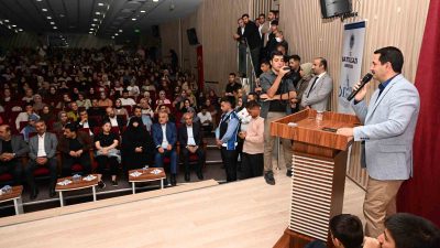 NURULLAH GENÇ, BATTALGAZİ’DE GENÇLERLE BULUŞTU