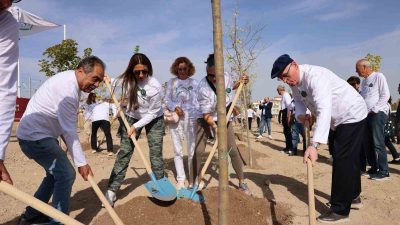 ESKİŞEHİR ODUNPAZARI BELEDİYESİ VOLEYBOLUN UNUTULMAZLARI DERNEĞİ İŞ BİRLİĞİ İLE ODUNPAZARI’NA,