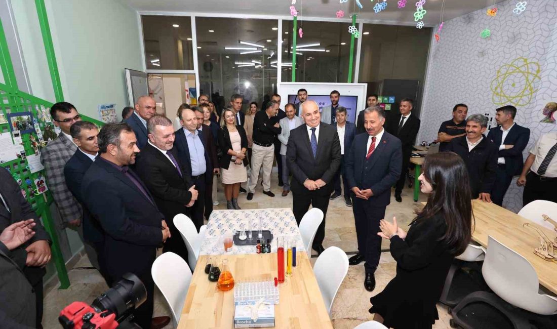 SİNCAN BELEDİYESİ TARAFINDAN BİLİM VE TEKNOLOJİ ALANINDA DONANIMLI BİR NESİL