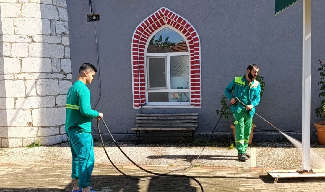 Osmangazi Belediyesi, vatandaşların ibadetlerini daha hijyenik bir ortamda yapabilmesi için