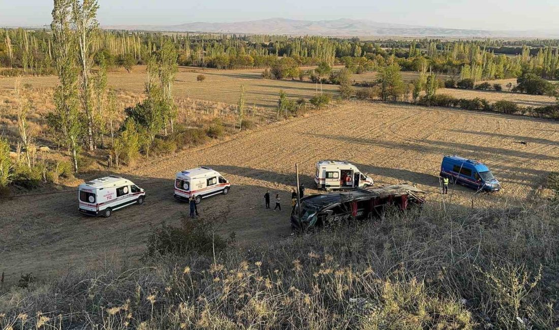 KAZA, AFYONKARAHİSAR-KONYA KARAYOLU ÇAY İLÇESİ ÇIKIŞINDA MEYDANA GELMİŞTİ