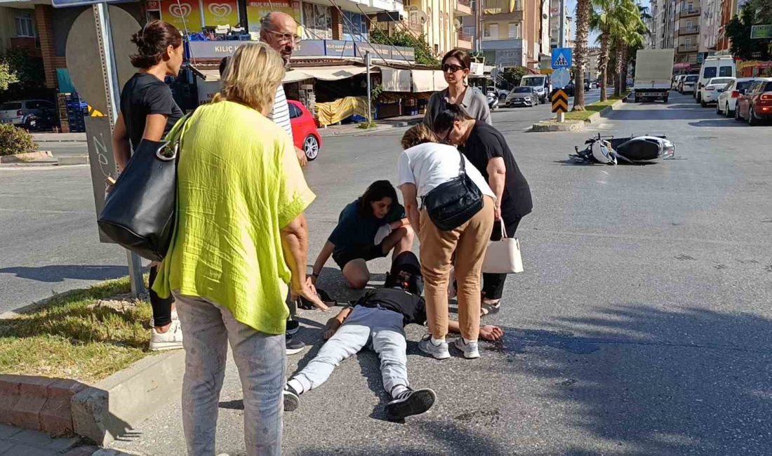 ANTALYA’NIN MANAVGAT İLÇESİNDE OTOMOBİL İLE MOTOSİKLETİN ÇARPIŞMASI SONUCU MEYDANA GELEN