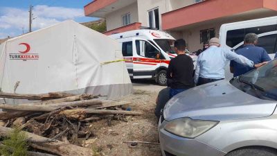 ADIYAMAN'IN KAHTA İLÇESİNDE OYNADIĞI SİLAHIN KAZARA ATEŞ ALMASI SONUCU 1