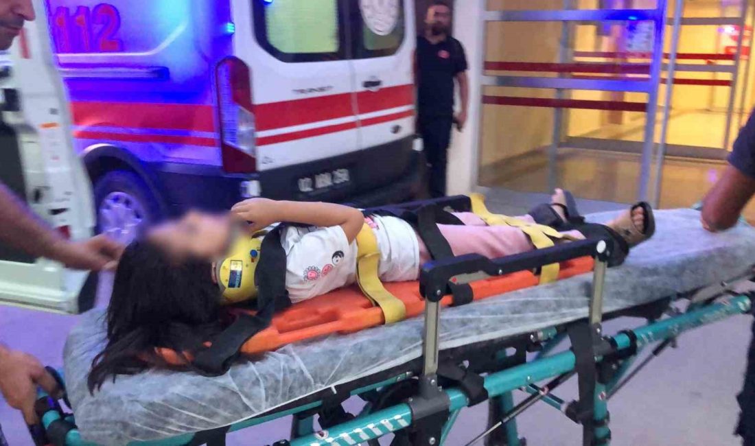 ADIYAMAN’DA OTOMOBİLİN ÇARPTIĞI KIZ ÇOCUĞU YARALANDI.