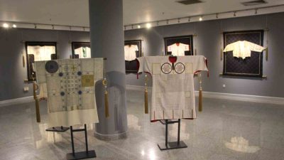 OSMANLI PADİŞAHLARININ SAVAŞLARDA GALİP GELMEK VE KÖTÜLÜKLERDEN KORUNMAK İÇİN GİYDİĞİ