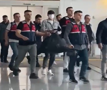 KATİL ZANLISI YUNUS EMRE GEÇTİ, ERZİNCAN’DAKİ CEZAEVİNE NAKLEDİLDİ. GEÇTİ, JANDARMA