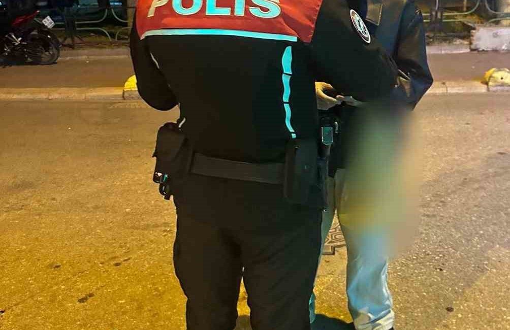 ESKİŞEHİR’DE POLİS EKİPLERİNCE BELİRLİ TARİHLERDE YAPILAN ÇALIŞMALARDA 5 ŞAHSA İŞLEM