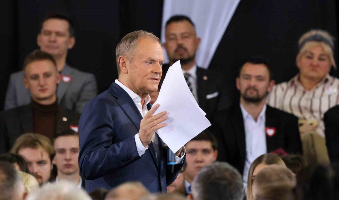 POLONYA BAŞBAKANI DONALD TUSK YASA DIŞI GÖÇLE MÜCADELE KAPSAMINDA SIĞINMA