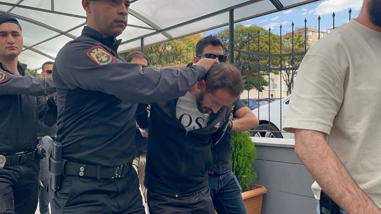 ESKİŞEHİR'DE 29 YAŞINDAKİ BURAK ÜNLÜER'İ POMPALI TÜFEKLE VURARAK ÖLDÜRÜLMESİYLE ALAKALI