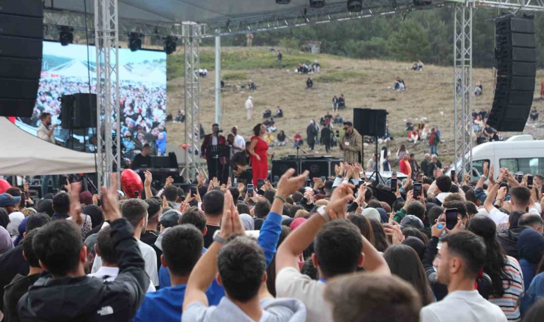 REFAHİYE’DE 7. DUMANLI GENÇLİK VE DOĞA FESTİVALİ YAPILDI