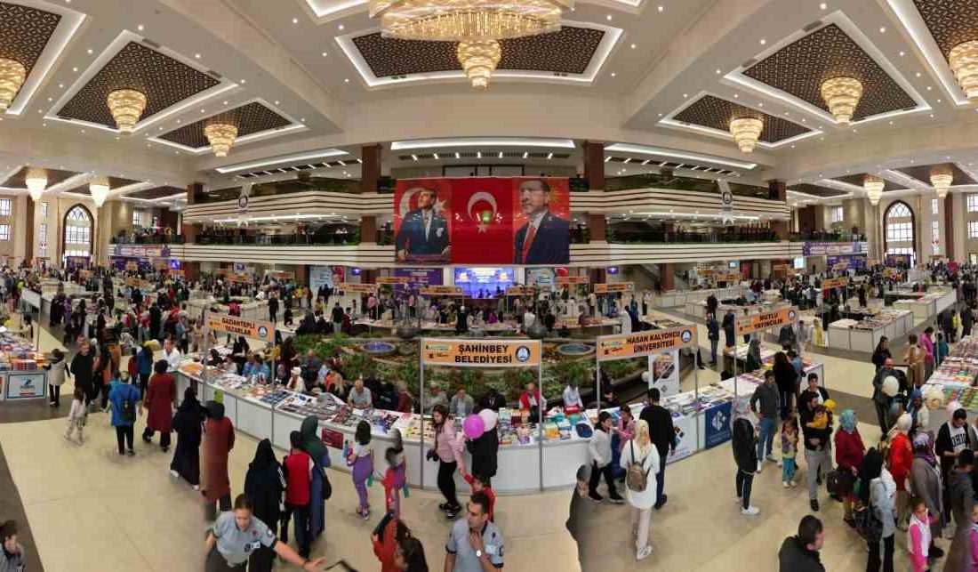 ŞAHİNBEY BELEDİYESİ’NİN 8. KİTAP FUARI KAPILARINI AÇIYOR