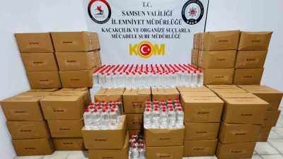 SAMSUN'DA POLİSİN TAKİBİ SONUCU BİR KAMYONETTE YAPILAN ARAMADA 1 TON
