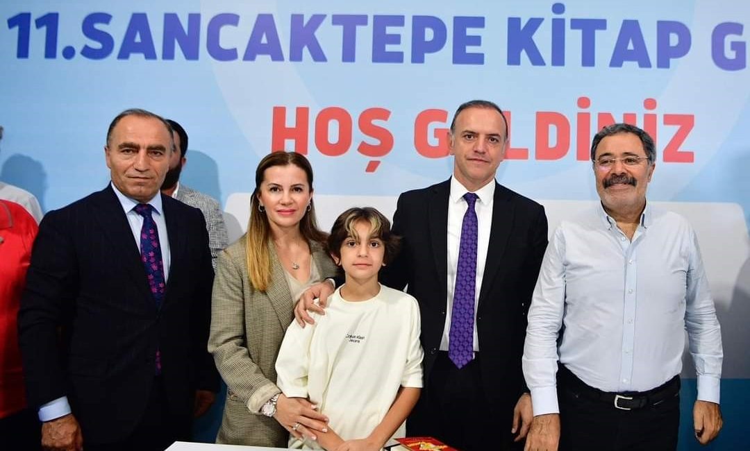 GELENEKSEL 11.SANCAKTEPE KİTAP GÜNLERİ KİTAKİTAPSEVERLERİ BİR ARAYA GETİREN ÖNEMLİ BİR