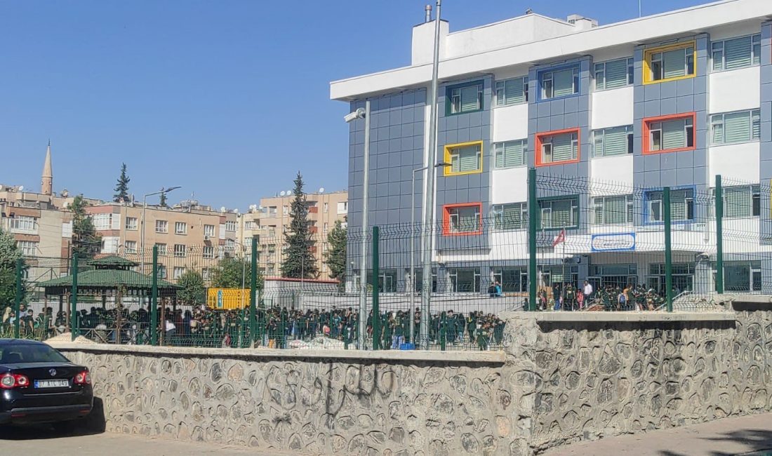 MALATYA MERKEZLİ 5.9 BÜYÜKLÜĞÜNDEKİ DEPREMİN HİSSEDİLDİĞİ ADIYAMAN VE ŞANLIURFA'DA DA