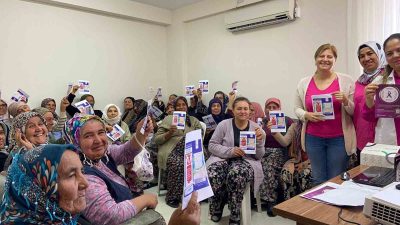 MANİSA'NIN SARIGÖL İLÇESİNDE MEME KANSERİ FARKINDALIK AYI KAPSAMINDA ALEMŞAHLI MAHALLESİ'NDEKİ