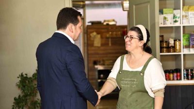 SİLİVRİ BELEDİYE BAŞKANI BORA BALCIOĞLU, ESNAF VE VATANDAŞLARLA BİR ARAYA