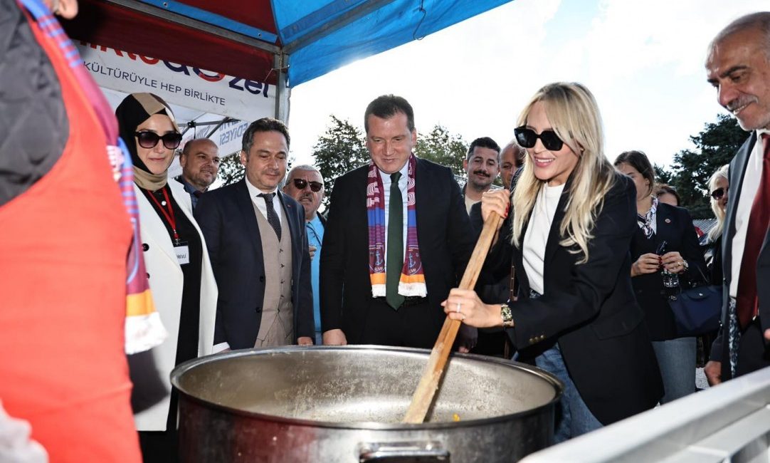 SİLİVRİ'DE MUHLAMA VE KUYMAK FESTİVALİ, SİLİVRİ SAHİLİ FESTİVAL ALANI’NDA GERÇEKLEŞTİ.20