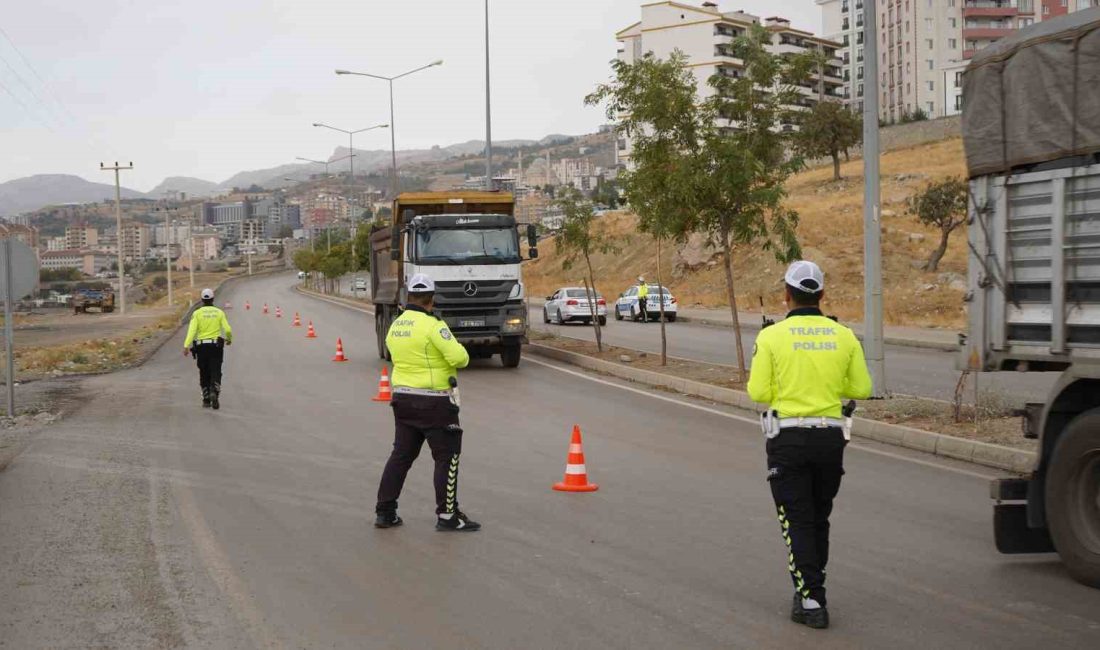 ŞIRNAK’TA TRAFİK EKİPLERİ 9 AYDA ŞIRNAK MERKEZ İLÇELERİNDE İL EMNİYET