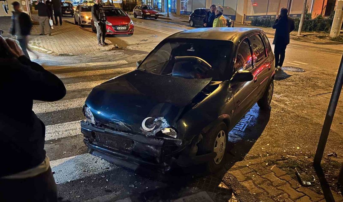 SİVAS’TA İKİ OTOMOBİLİN ÇARPIŞMASI SONUCU MEYDANA GELEN KAZADA 7 KİŞİ