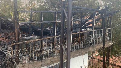 ANKARA’DA BİR ANNE EVDEKİ TÜP BİTTİĞİ İÇİN 3 ÇOCUĞUNA SOBADA