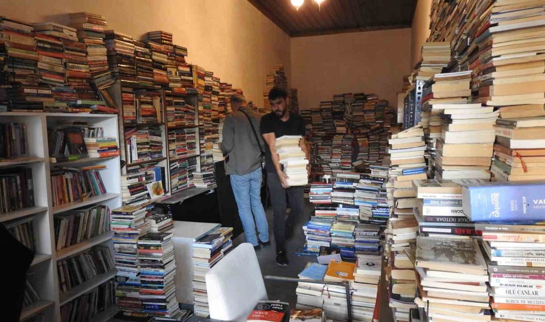 GAZİANTEP'TE ÇÖPE ATILAN VE HURDALIK DİYE BIRAKILDIĞI İÇİN GERİ DÖNÜŞÜM