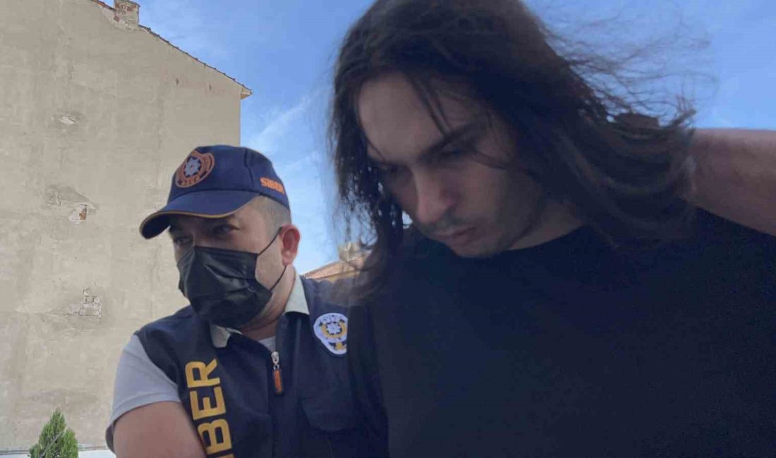 ESKİŞEHİR’DE SOSYAL MEDYA PLATFORMLARINDAN UYGUNSUZ VİDEOLARI YAYILAN ŞÜPHELİ, TUTUKLADI.