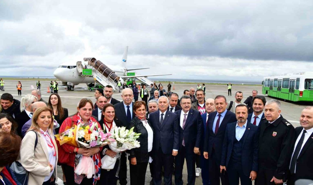 TRABZON TİFLİS ARASINDA HAVAYOLU TRAFİĞİ BAŞLAMASI MÜNASEBETİYLE BİR TÖREN DÜZENLENDİ.