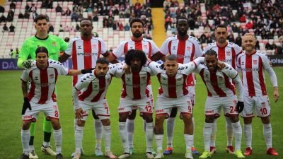 TRENDYOL SÜPER LİG'İN 9. HAFTASINDA SİVASSPOR EVİNDE HATAYSPOR İLE KARŞILAŞIYOR.