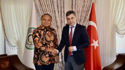 ENDONEZYA’NIN ANKARA BÜYÜKELÇİSİ ACHMED RİZAL PURNAMA VE DİPLOMATLARI, TÜRKİYE İLE