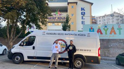 KANGURU MATEMATİK ÇATISI ALTINDA METİN AKYOL TARAFINDAN TASARLANAN GEZİCİ MATEMATİK