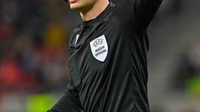 FIFA KOKARTLI HAKEM HALİL UMUT MELER, İSVİÇRE İLE DANİMARKA ARASINDA