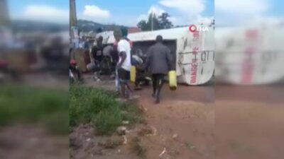 Uganda’da devrilen yakıt tankerinin patlaması sonucu 2’si çocuk 11 kişi
